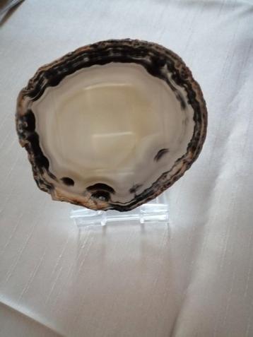 Mooie agaat 13 cm doorsnede  beschikbaar voor biedingen