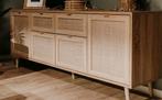 Dressoir van 180cm breed en 71 cm hoog, Huis en Inrichting, Kasten | Dressoirs, Ophalen, Zo goed als nieuw