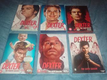 A vendre en coffrets DVD lot de 6 saison de la série Dexter 