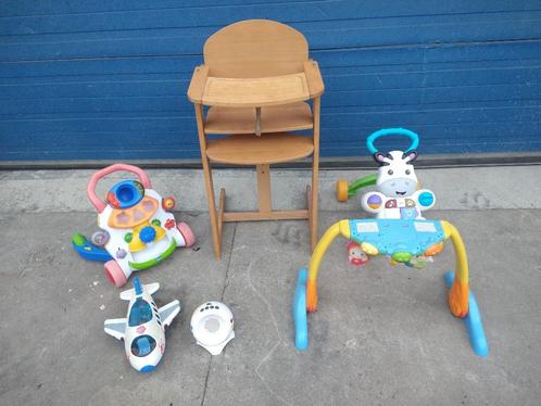 Eetstoel voor kinder houten eetstoel Speelgoed, Kinderen en Baby's, Kinderstoelen, Meegroeistoel, Ophalen