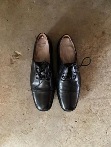 Herenschoenen beschikbaar voor biedingen