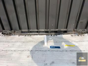 MERCEDES E KLASSE A213 MIDDENGRILLE beschikbaar voor biedingen
