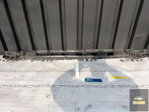 MERCEDES E KLASSE A213 MIDDENGRILLE, Auto-onderdelen, Overige Auto-onderdelen, Mercedes-Benz, Gebruikt