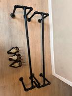 Mat zwarte ,  stalen kleding rekken  muur, Ophalen of Verzenden, Zo goed als nieuw