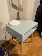 2 table de nuit + 2 lampes de chevet, Enlèvement, Comme neuf