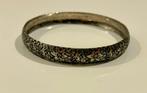 Zilverkleurige armband met bloemen, Ophalen of Verzenden, Zo goed als nieuw, Zilver