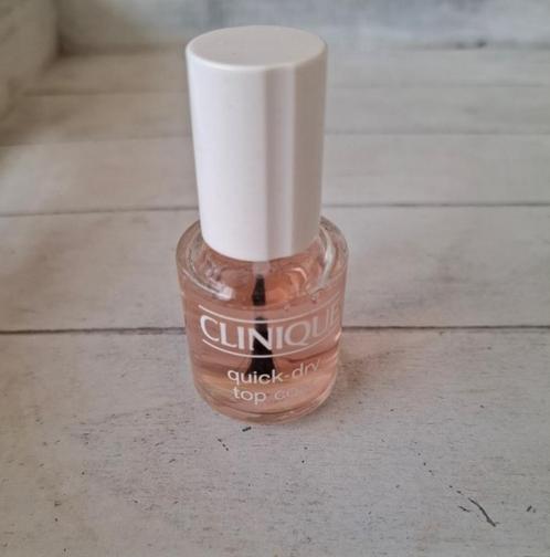 Clinique Quick Dry Top Coat 15 ml - Nieuw, Bijoux, Sacs & Beauté, Beauté | Cosmétiques & Maquillage, Neuf, Maquillage, Mains et Ongles