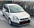 MAGNIFIQUE FORD FIESTA/ESSENCE/CLIM/GARANTIE, Auto's, Ford, Bedrijf, Handgeschakeld, Fiësta, Zilver of Grijs