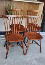 Authentieke set (4) vintage spijlenstoelen, Huis en Inrichting, Stoelen, Ophalen of Verzenden, Gebruikt, Hout, Midcentury