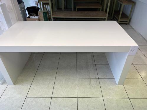 Moderne tafel in Mat witte kleur Lengte is 200 cm, Maison & Meubles, Tables | Tables à manger, Comme neuf, 100 à 150 cm, 200 cm ou plus