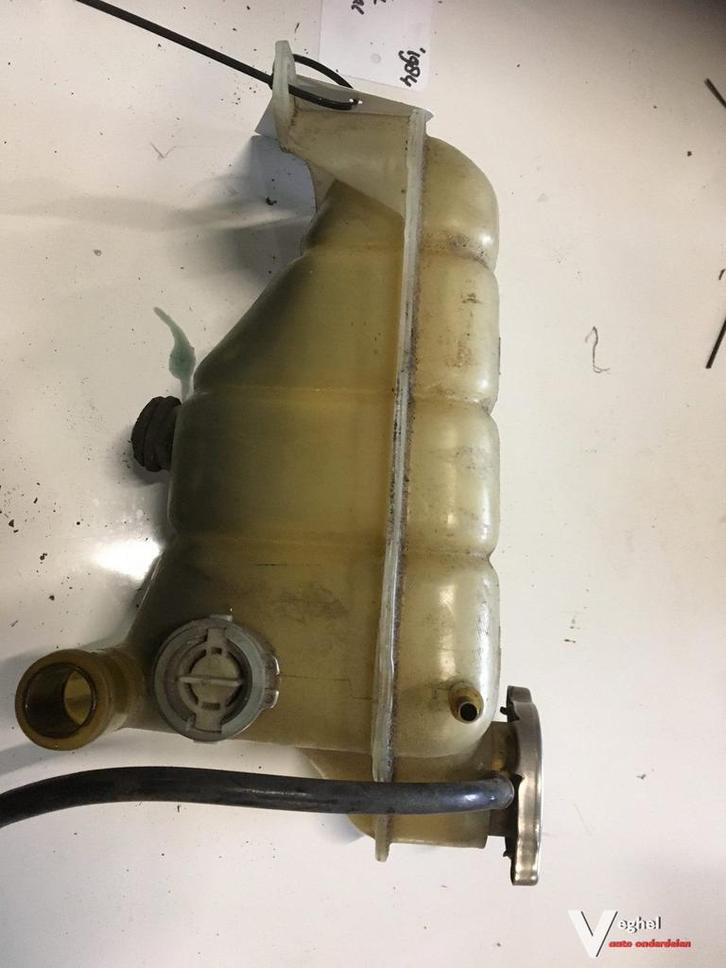 Mercedes w201 / 190 1983 Koelvloeistofreservoir, Auto-onderdelen, Motor en Toebehoren, Gebruikt, Ophalen of Verzenden