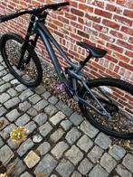 Downhill, Fietsen en Brommers, Fietsen | Mountainbikes en ATB, Ophalen, Zo goed als nieuw