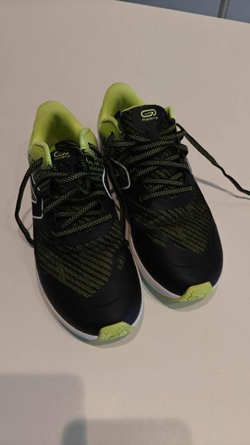 Kiprun loopschoenen beschikbaar voor biedingen