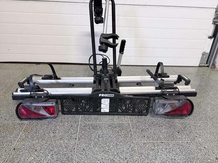 Fietsendrager op trekhaak, Auto diversen, Fietsendragers, Zo goed als nieuw, 2 fietsen, Elektrische fiets, Ophalen