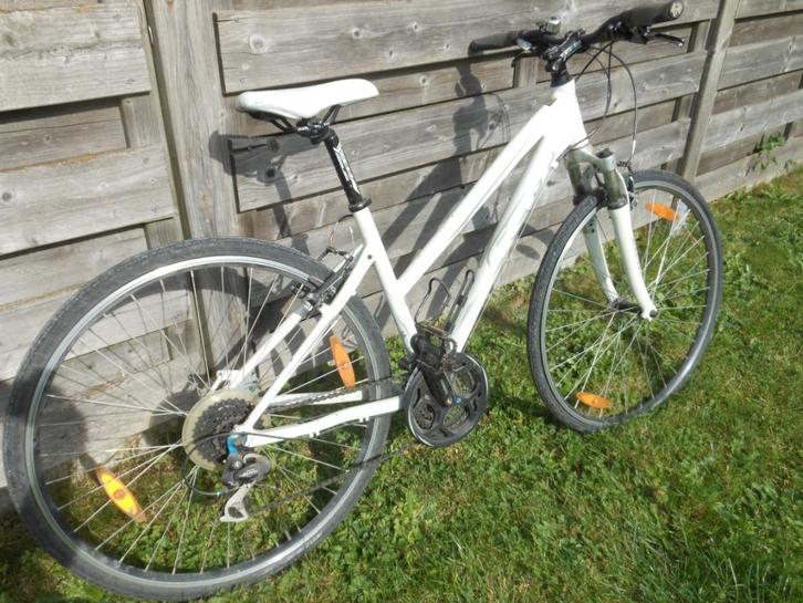 damesfiets FELT, Fietsen en Brommers, Fietsen | Mountainbikes en ATB, Zo goed als nieuw, Dames, Overige merken, 45 tot 49 cm, Fully