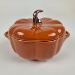 Staub cocotte pompoen keramiek ovenschaal 12 cm–0,5 L, Huis en Inrichting, Ophalen, Nieuw, Overige materialen, Overige typen