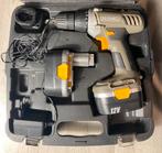 Schroevendraaier met 2 batterijen en 1 oplader, Doe-het-zelf en Bouw, Gereedschap | Boormachines, Ophalen of Verzenden, Gebruikt