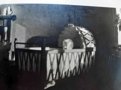 Ancien berceau années '50 - bois style breton, Kinderen en Baby's, Babywiegjes en Ledikanten, Wieg, Ophalen