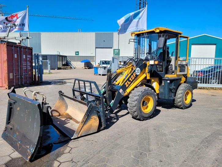 hytec zl12f en ahlmann az85 te koop, Zakelijke goederen, Machines en Bouw | Kranen en Graafmachines, Ophalen