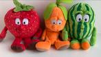 189:set 3 knuffels aardbei wortel en meloen, Kinderen en Baby's, Speelgoed | Knuffels en Pluche, Ophalen of Verzenden