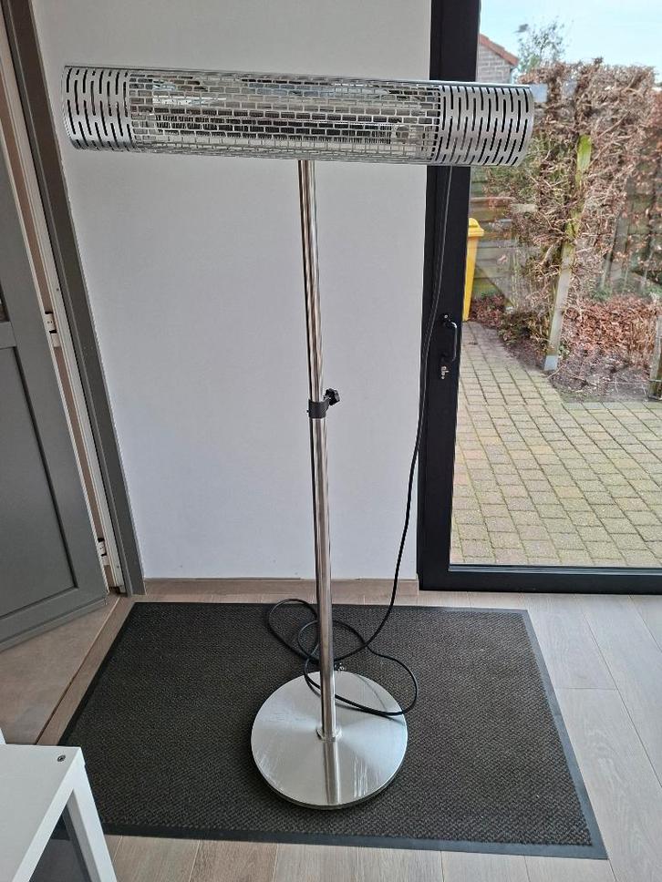 DOMO terrasverwarmer, Tuin en Terras, Terrasverwarmers, Zo goed als nieuw, Elektrisch, Draaibaar, Waterbestendig, Ophalen