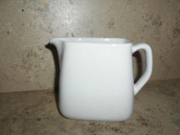 Pot à lait en poterie blanche - estampillé, Enlèvement ou Envoi, Comme neuf, Poterie