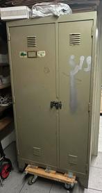 Opbergkast op Wielen, Ophalen, Gebruikt