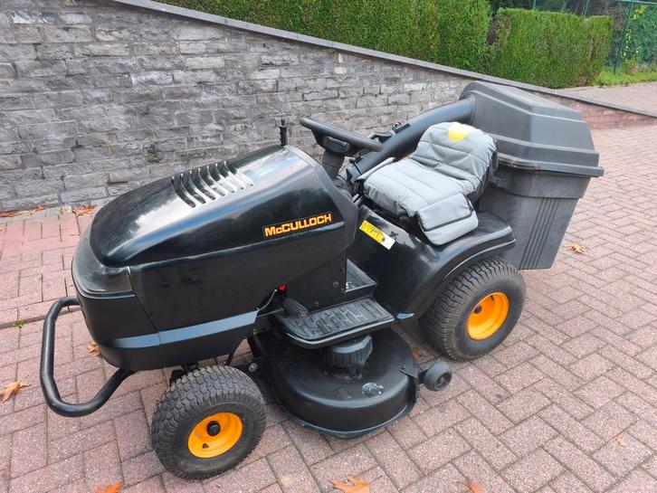 Zitmaaier Hydrostatisch 15,5 pk + Mulching kit, Tuin en Terras, Zitmaaiers, Gebruikt, 90 tot 120 cm, Elektrische starter, Mulchfunctie