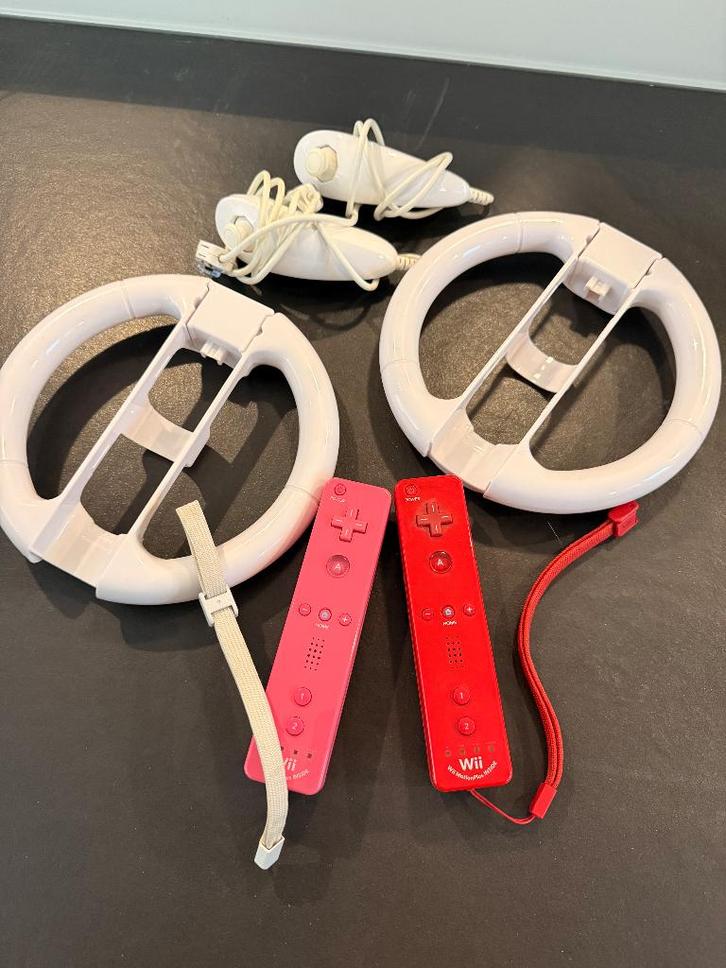 Wii spelletjes en bediengsattributen, Games en Spelcomputers, Games | Nintendo Wii, Zo goed als nieuw, Overige genres, 3 spelers of meer