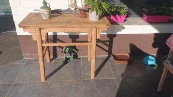 Boeren tafel beschikbaar voor biedingen