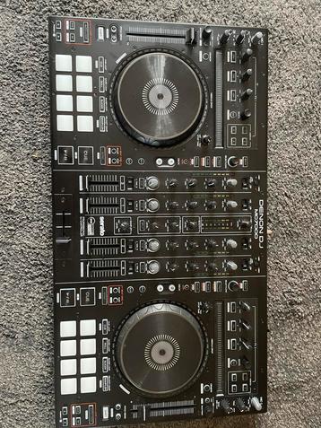 Denon DJ MC7000 beschikbaar voor biedingen