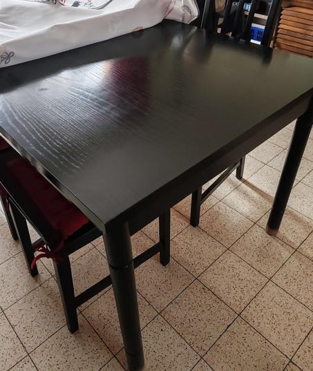 Salle à manger complète (noire), Maison & Meubles, Salles à manger complètes, Utilisé, 4 à 6 chaises, Enlèvement