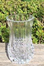 Set van drie Kristallen Vaasjes Cristal d' Arques   9€/set, Ophalen