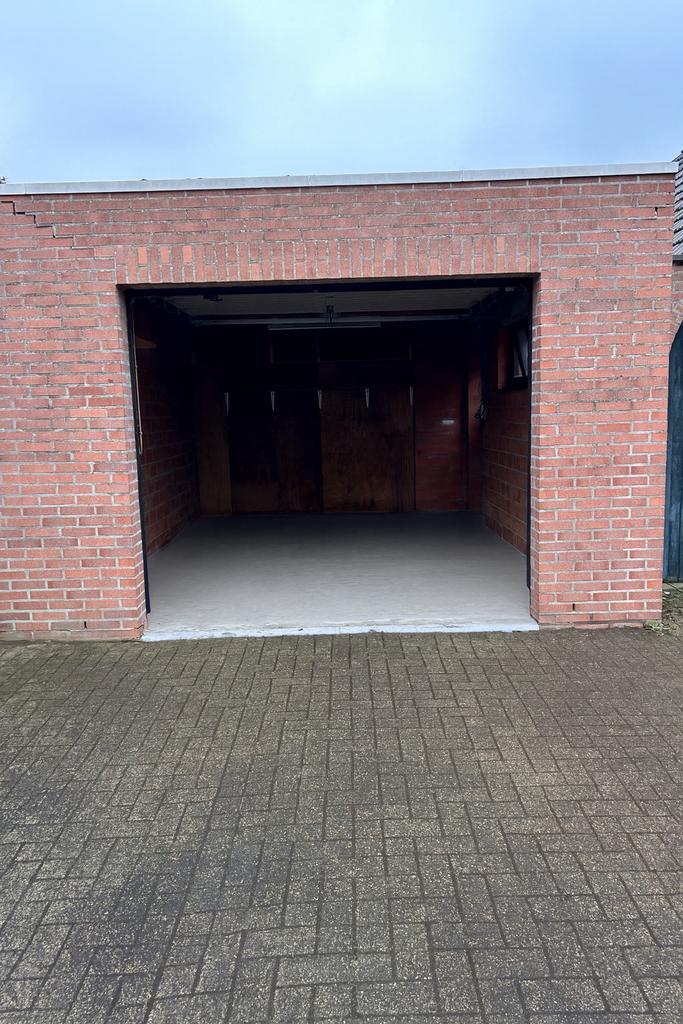 Te huur garage voor auto’s, oldtimers, Immo, Garages en Parkeerplaatsen