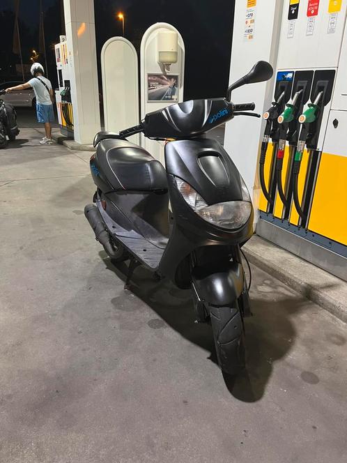 Vivacity 2t 50cc, Fietsen en Brommers, Scooters | Peugeot, Zo goed als nieuw, Vivacity, Klasse A (25 km/u), Benzine, Ophalen