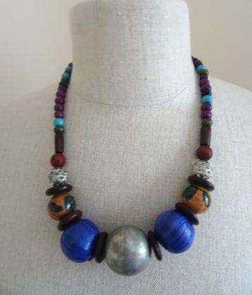 4 prachtige fantasiekettingen verschillende modellen voor €9 beschikbaar voor biedingen