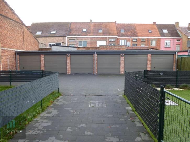 Garage TE KOOP ref. 4085575, Immo, Garages en Parkeerplaatsen, Provincie Oost-Vlaanderen