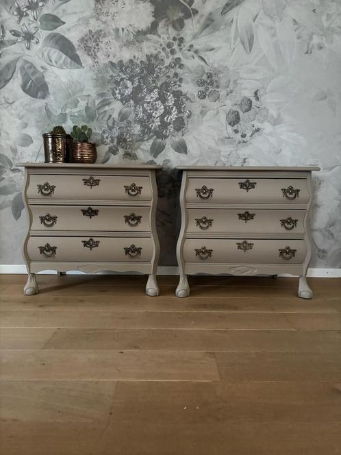 Prachtige set landelijke buikkastjes~nachtkastje s taupe, Huis en Inrichting, Slaapkamer | Nachtkastjes, Ophalen