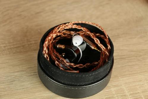 FiR Audio VxV / V x V TRADE.INRUIL. Garantie. inEar' dopjes., Audio, Tv en Foto, Hoofdtelefoons, Zo goed als nieuw, Ophalen of Verzenden