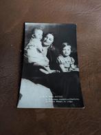 K.Astrid en 2 kinderen, Verzamelen, Koningshuis en Royalty, Ophalen of Verzenden, Zo goed als nieuw, Kaart, Foto of Prent