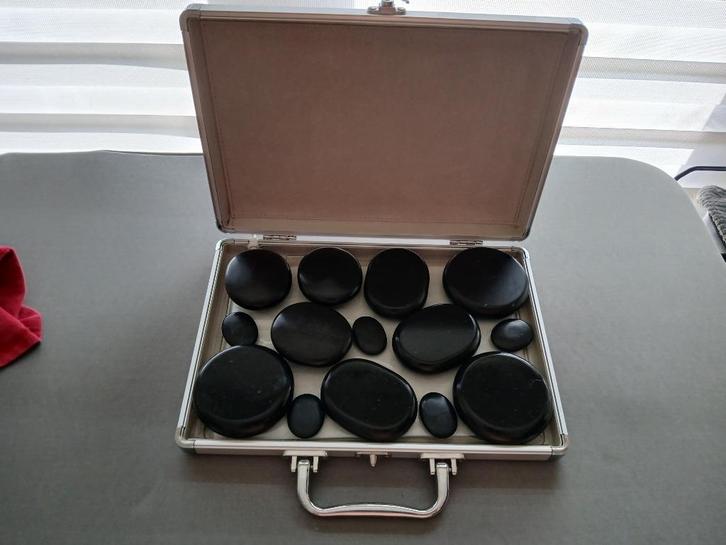 Nature & Discovery - Massagekoffer met basaltsteen, Sport en Fitness, Gezondheidsproducten en Wellness, Zo goed als nieuw, Lichaamsverzorging