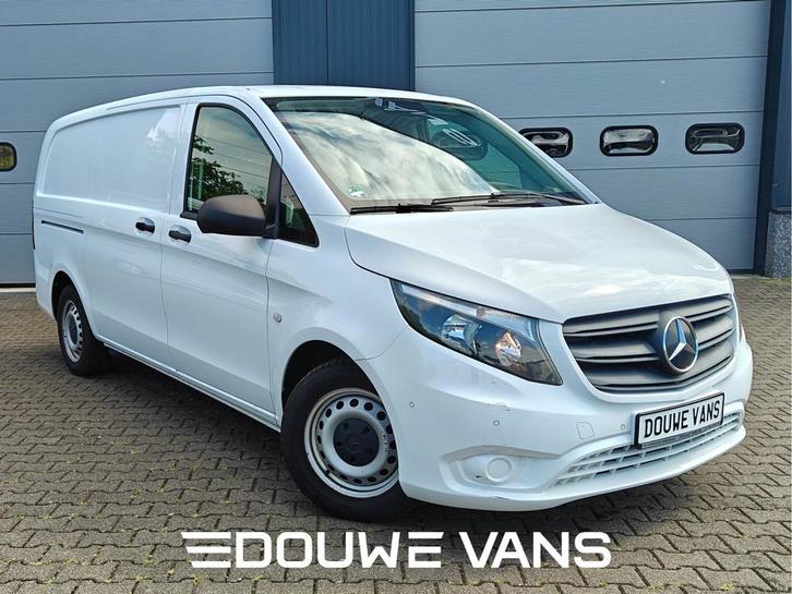 Mercedes-Benz Vito L2 116 Automaat 163PK MBUX Inrichting Air, Auto's, Bestelwagens en Lichte vracht, Bedrijf, Te koop, ABS, Airbags