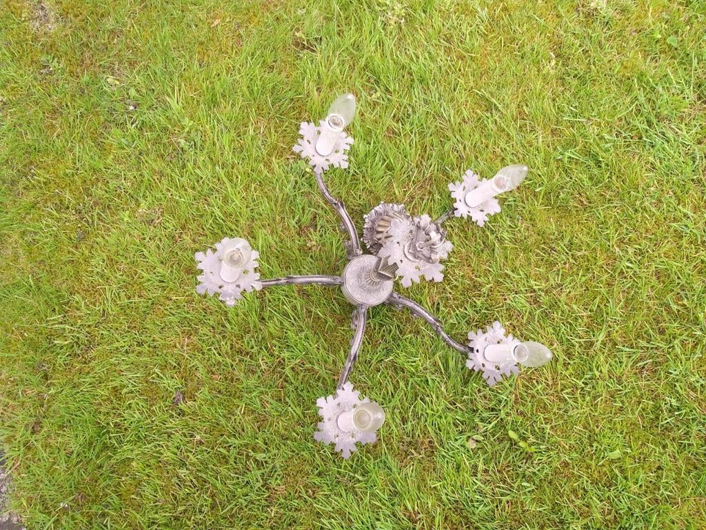 Zilverkleurige oude luster 3.6 kg zwaar, Ophalen, Zo goed als nieuw