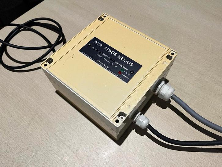 Boîtier relais Dateq SRL-1 | 1/3 phase | Testé & fonctionnel, TV, Hi-fi & Vidéo, Appareils professionnels, Utilisé, Audio, Enlèvement ou Envoi