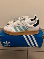 Nieuwe Adidas Samba Sneakers – Maat 39,5 – Wit/Blauw – €80, Kleding | Heren, Schoenen, Ophalen, Zo goed als nieuw, Blauw, Sneakers