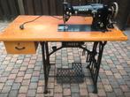 Half automatisch naaimachine., Ophalen, Gebruikt