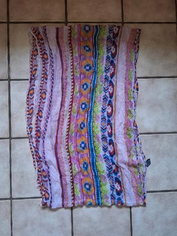 Foulard tube beschikbaar voor biedingen