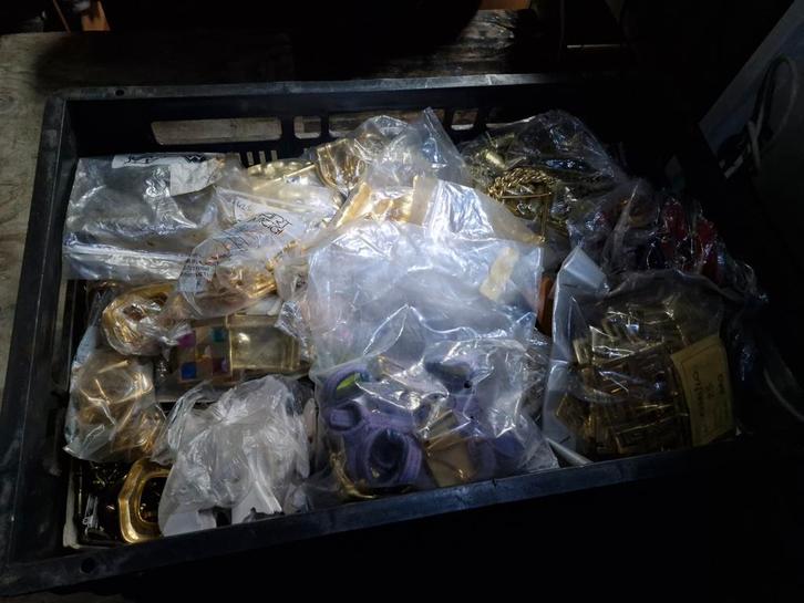 Mercerie/Ceintures, Hobby & Loisirs créatifs, Couture & Fournitures, Enlèvement