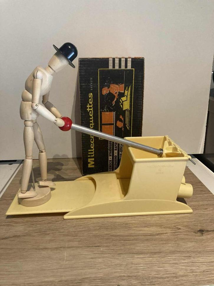 Vintage brokkenmaker „Millecroquettes”, Verzamelen, Overige Verzamelen, Ophalen of Verzenden