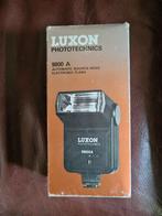 Luxon 9800 A, TV, Hi-fi & Vidéo, Photo | Flash, Comme neuf, Enlèvement ou Envoi